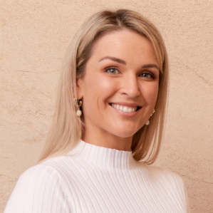 Jade Spehr is an international multiple-award winning business coach. Jade provide's coaching for beauty and aesthetic businesses.